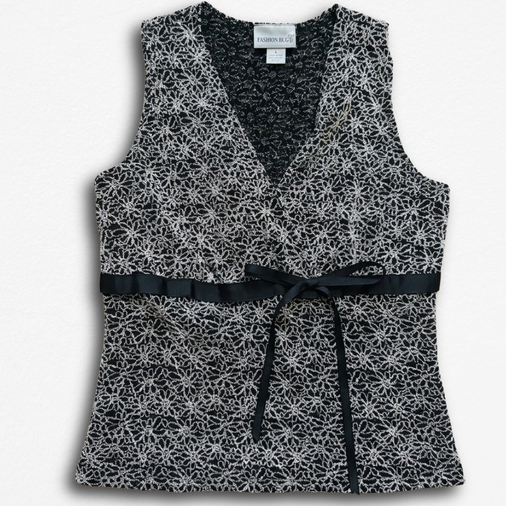 Fashion Bug Vintage Y2K Black White Floral Lace Ribbon Tie V-Neck Vest Top Large